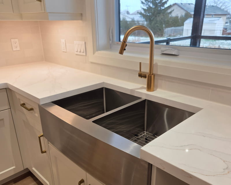 Example of kitchen features